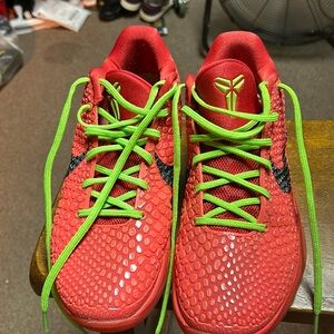 Preowned Nike Kobe 6 Reverse Grinch Size 10.